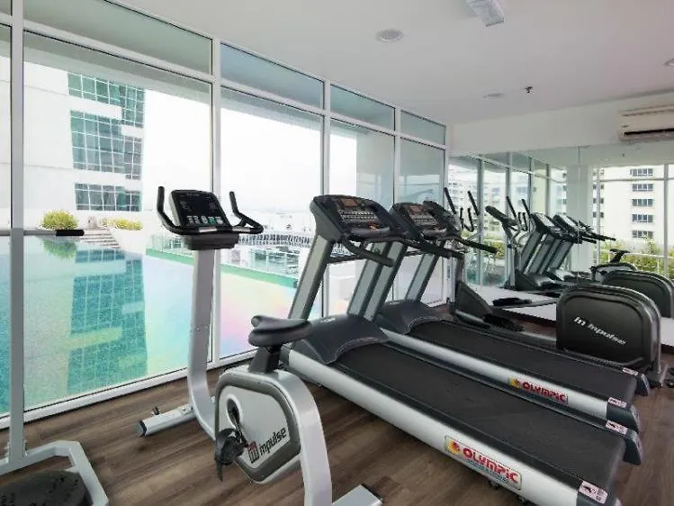 ג'ורג' טאון Maritime Suites Holiday Rental דירה